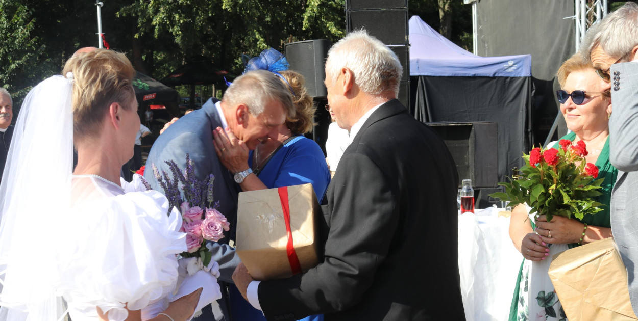 Wesele w stylu PRL– niezapomniana podróż w czasie w Książu Wielkopolskim