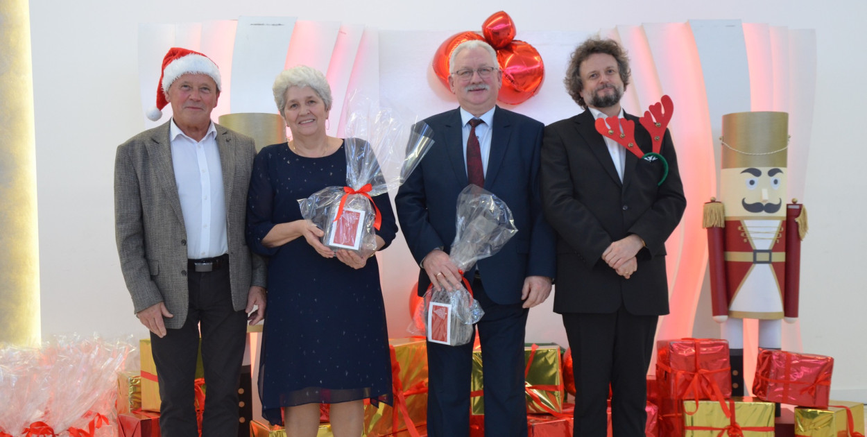 Świąteczne spotkanie studentów w Mchach - Kolędy i wigilijne tradycje