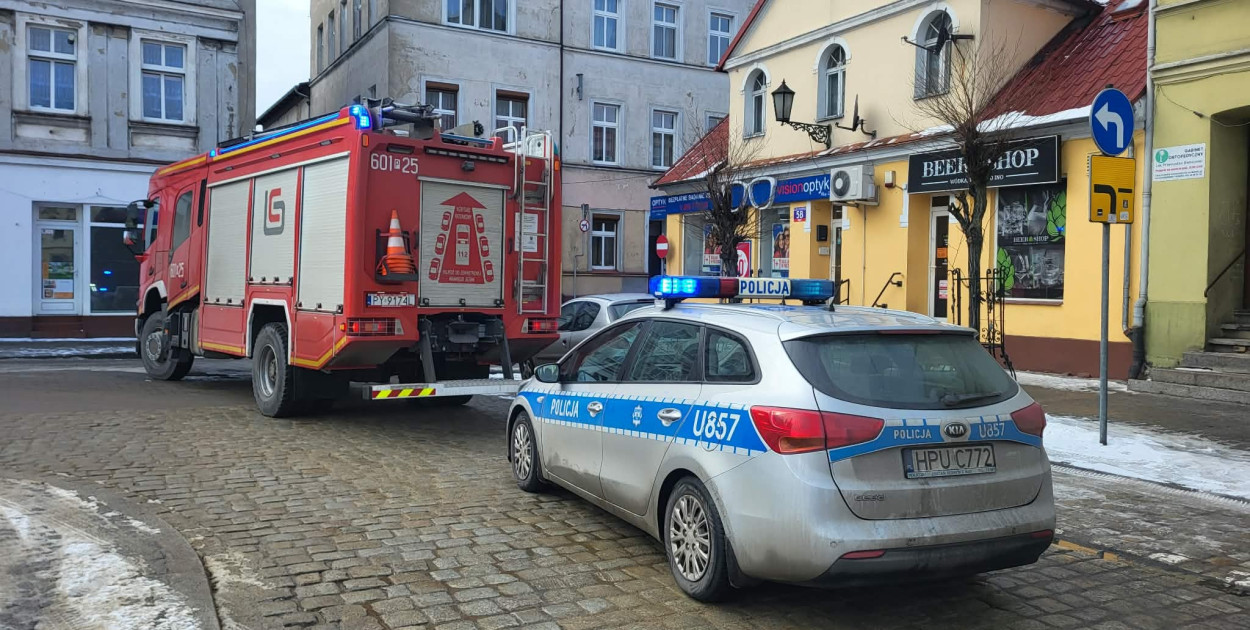 Siłowe otwarcie mieszkania przy ul. Wawrzyniaka. Potwierdzono najgorszy scenariusz