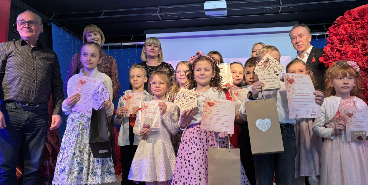 „O miłości każdy śpiewać może” – XIII Gminny Przegląd Piosenki Romantycznej