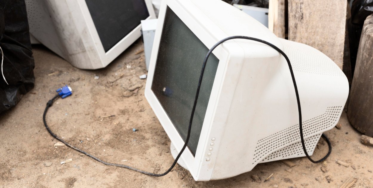 Nie wyrzucaj pieniędzy na śmietnik. Chodzi o starą elektronikę