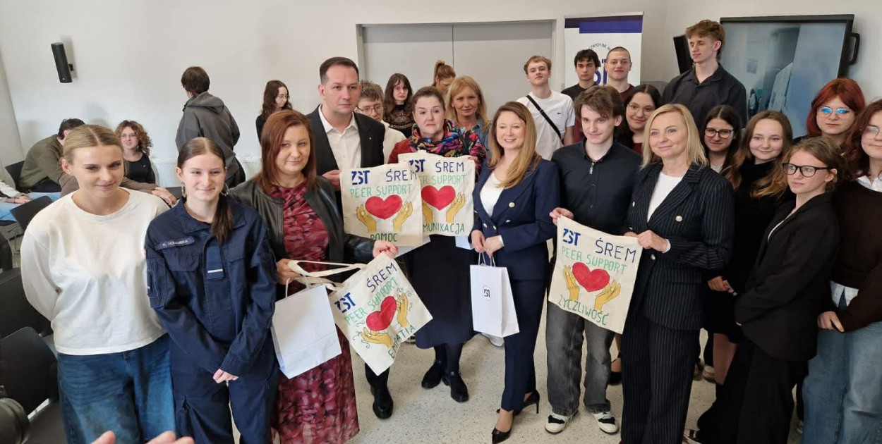 Ministerstwo i Kuratorium w śremskim ZST! Szkoła w elitarnym gronie projektu