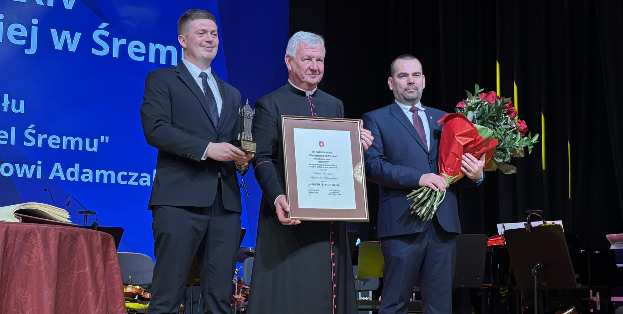 Ks. Ryszard Adamczak Honorowym Obywatelem Śremu! Uroczysta Sesja Rady Miejskiej