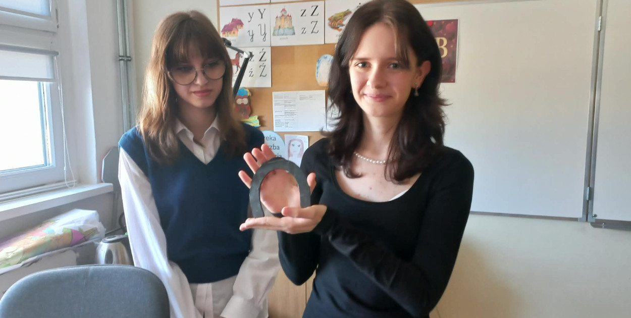 (nie)ZAPOMNIANE ZAWODY – śremskie licealistki walczą o pamięć ginących tradycji