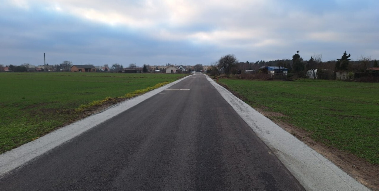 Kompleksowy remont dróg - Inwestycja w Książu Wlkp. zakończona!
