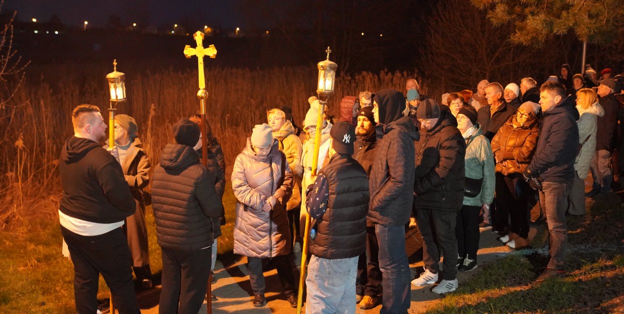 Wyruszyli w kierunku jeziora by rozważać mękę i śmierć Jezusa