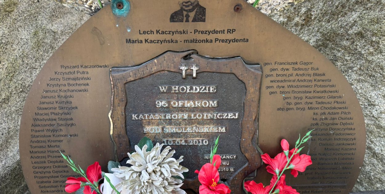 16. rocznica tragedii smoleńskiej. Śrem pamięta.