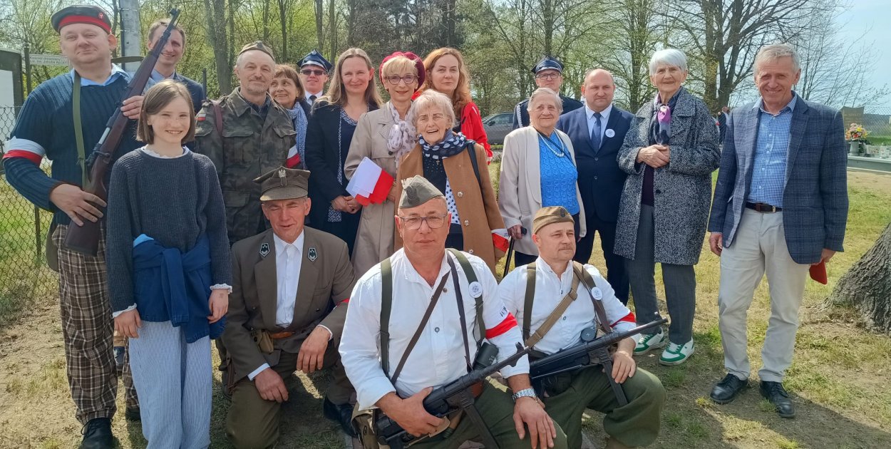 Gmina Dolsk pamięta - Uroczystości 86. rocznicy Zbrodni Katyńskiej w Błażejewie